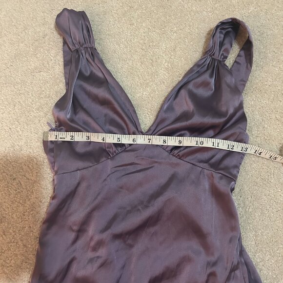 Purple flowy prom/ formal dress - Picture 4 of 7